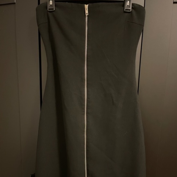 Strapless Zara dress with zipper in the front - Picture 4 of 7